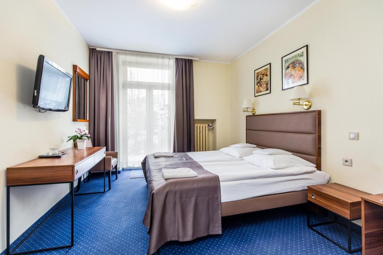 Double Room,1169429965:JPEG